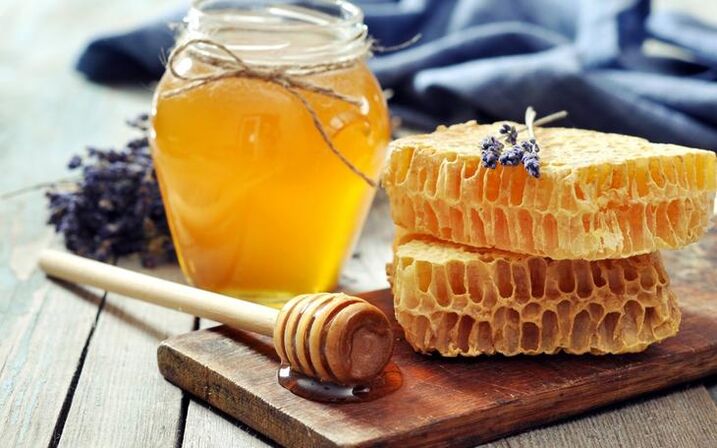 العسل لتجديد شباب البشرة